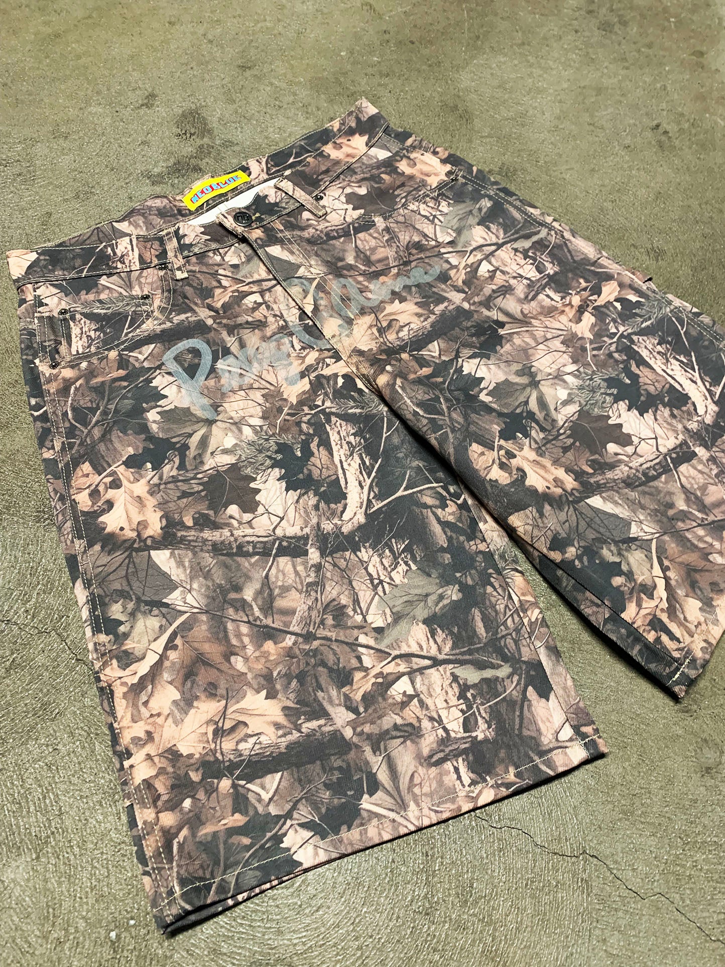 Peep Game Script Logo Carpenter Shorts